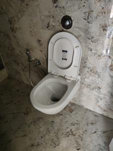 Common Bathroom Image of 900 Sq.ft 2 BHK Apartment / Flat for sale in Kalpataru Crest Wing B Avalon, Bhandup West Mumbai for Rs. 20500000