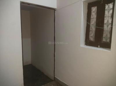 Bedroom Image of 1500 Sq.ft 3 BHK Independent House for rent in Shahganj Agra for Rs. 15000