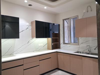 Kitchen Image of 1800 Sq.ft 3 BHK Builder Floor for sale in Paschim Vihar New Delhi for Rs. 36000000