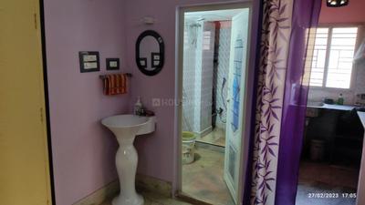 Bathroom Image of 658 Sq.ft 2 BHK Apartment / Flat for sale in Shyamnagar Kolkata for Rs. 2300000
