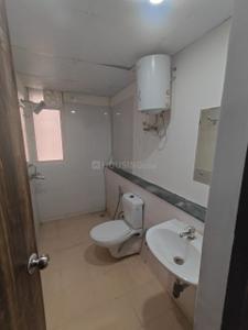 Bathroom Image of 1525 Sq.ft 3 BHK Apartment / Flat for rent in Sector 134 Noida for Rs. 40000