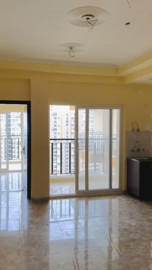 Amrapali Centurian Park Main Image 1