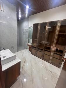 Bathroom Image of 11000 Sq.ft 6 BHK Independent House for sale in Ruchi Lifespaces Apartment, County Walk Township Indore for Rs. 87500000