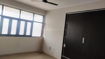 Bedroom Image of 900 Sq.ft 1 BHK Apartment / Flat for sale in Netaji Subhash Apartments, Sector 13 Dwarka New Delhi for Rs. 10000000