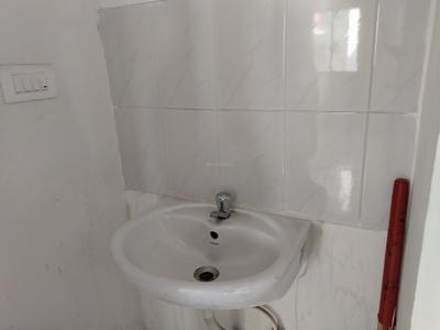 Bathroom Image of 700 Sq.ft 2 BHK Apartment / Flat for sale in Highland Greens, Maheshtala Kolkata for Rs. 2200000