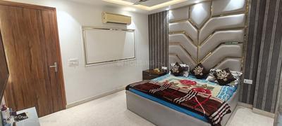 Bedroom Image of 2700 Sq.ft 4 BHK Builder Floor for sale in Kirti Nagar New Delhi for Rs. 59000000