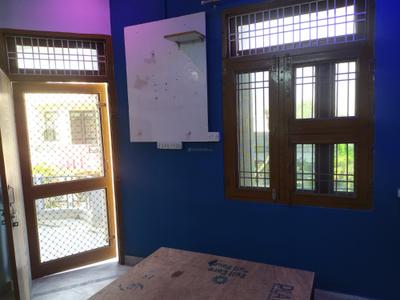Bedroom Image of 950 Sq.ft 2 BHK Builder Floor for rent in Jagatpura Jaipur for Rs. 8000