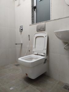 Bathroom Image of 650 Sq.ft 1 BHK Apartment / Flat for sale in Shree Naman Premier, Andheri East Mumbai for Rs. 14500000