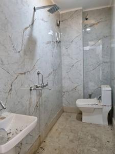 Common Bathroom Image of 800 Sq.ft 3 BHK Apartment / Flat for sale in Dwarka Mor New Delhi for Rs. 5000000