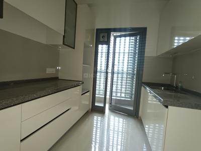 Kitchen Image of 1050 Sq.ft 2 BHK Apartment / Flat for rent in Piramal Mahalaxmi South Tower, Worli Mumbai for Rs. 200000