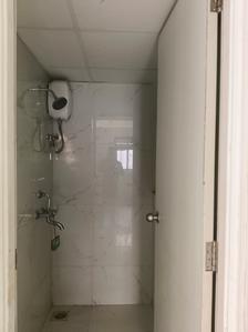 Common Bathroom Image of 564 Sq.ft 1 BHK Apartment / Flat for rent in Runwal Gardens, Dombivli East Thane for Rs. 12000