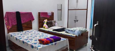 Bedroom Image of Stanza life Girls PG in Sector 132, Noida