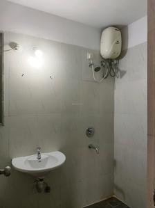 Common Bathroom Image of 774 Sq.ft 1.5 BHK Apartment / Flat for sale in Lodha Casa Rio, Palava Phase 1 Thane for Rs. 4000000