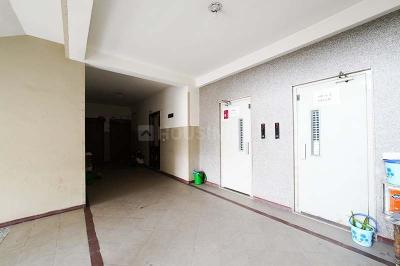 Lift Image of 963 Sq.ft 2 BHK Apartment / Flat for sale in Sarkhej Ahmedabad for Rs. 4800100