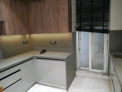 Kitchen Image of 1000 Sq.ft 2 BHK Apartment / Flat for rent in Olympia Tower, Byculla Mumbai for Rs. 95000