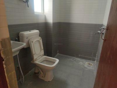 Bathroom Image of 426 Sq.ft 1 BHK Apartment / Flat for sale in ROF Amaltas, Sector 92 Gurgaon for Rs. 4500000