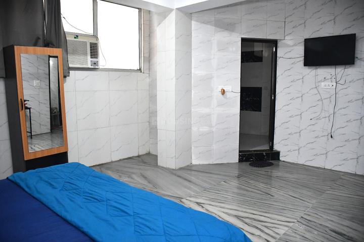 Bedroom Image of Helloworld Divine in Dwarka Mor, New Delhi