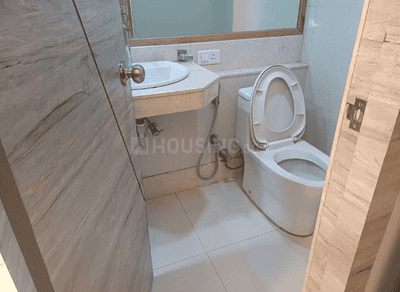 Image of 1300 Sq.ft 3 BHK Apartment / Flat for sale in Hiranandani Meadows, Thane West, Thane for Rs. 32000000