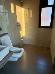 Bathroom Image of 2235 Sq.ft 3 BHK Apartment / Flat for sale in Shilp Shaligram, Vastrapur Ahmedabad for Rs. 21500000
