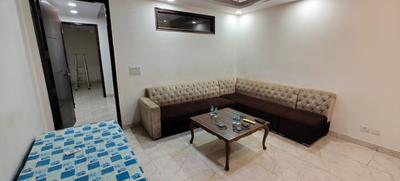 Bedroom Image of 600 Sq.ft 1 BHK Builder Floor for rent in Lajpat Nagar New Delhi for Rs. 35000