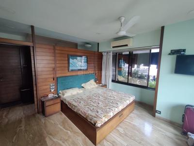 Bedroom Image of 3000 Sq.ft 5 BHK Apartment / Flat for sale in Cumballa Hill Mumbai for Rs. 240000000