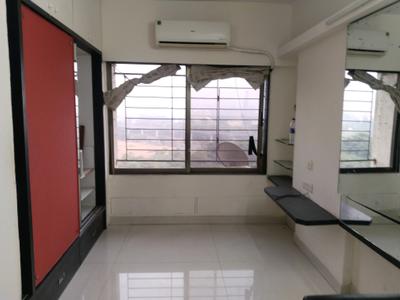 Bedroom Image of 2400 Sq.ft 4 BHK Apartment / Flat for sale in Kalpataru Sparkle, Bandra East Mumbai for Rs. 120000000