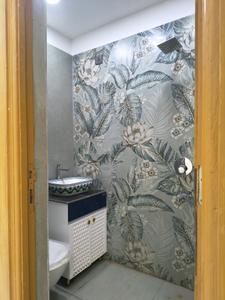 Common Bathroom Image of 650 Sq.ft 2 BHK Builder Floor for sale in Indirapuram Ghaziabad for Rs. 5600008