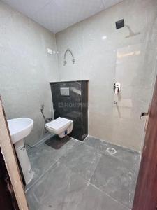 Bathroom Image of 1010 Sq.ft 2 BHK Apartment / Flat for sale in Kaptech Aditi Homes, Noida Extension Greater Noida for Rs. 3999999