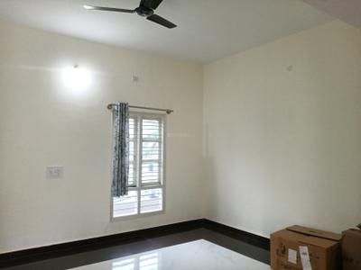 Bedroom Image of 3300 Sq.ft 4.5 BHK Independent House for rent in Varanasi Bengaluru for Rs. 89000