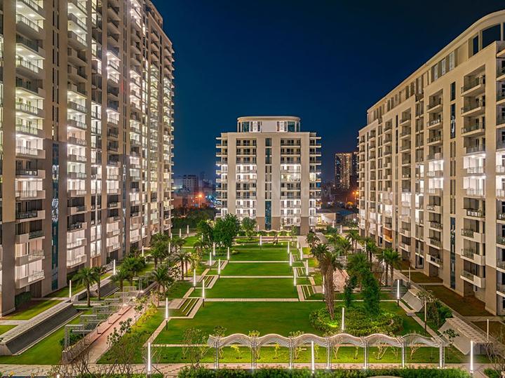 Image of 2100 Sq.ft 3 BHK Apartment / Flat for sale in DLF The Ultima, Sector 81, Gurgaon for Rs. 33000000