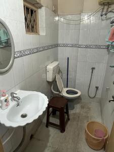 Bathroom Image of 1533 Sq.ft 3 BHK Apartment / Flat for sale in Lake Town Kolkata for Rs. 7800000