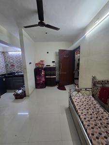 Hall Image of 410 Sq.ft 1 BHK Apartment / Flat for rent in Kandivali East Mumbai for Rs. 27000