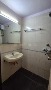 Image of 990 Sq.ft 2 BHK Apartment / Flat for rent in Evershine Millennium Paradise, Kandivali East, Mumbai for Rs. 60000