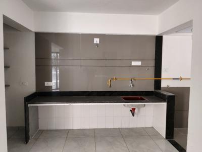 Kitchen Image of 1165 Sq.ft 3 BHK Apartment / Flat for rent in Ishwar Imperial Heights, Ognaj Ahmedabad for Rs. 18000