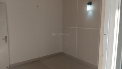 Bedroom Image of 950 Sq.ft 2 BHK Apartment / Flat for sale in Supertech Livingston, Crossings Republik Ghaziabad for Rs. 7500000