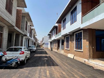Image of 2300 Sq.ft 3 BHK Villa for sale in Panchsheel Greens 2 Villa, Noida Extension, Greater Noida for Rs. 10800000