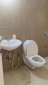 Image of 1850 Sq.ft 3 BHK Apartment / Flat for rent in Adani The Meadows, Shantigram, Ahmedabad for Rs. 34000