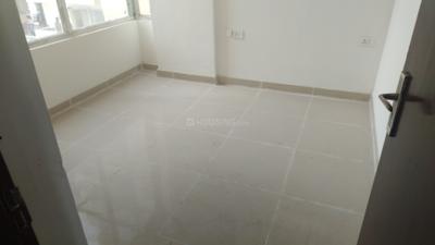 Bedroom Image of 1350 Sq.ft 3 BHK Apartment / Flat for sale in Amrapali Heartbeat City, Sector 107 Noida for Rs. 14000000