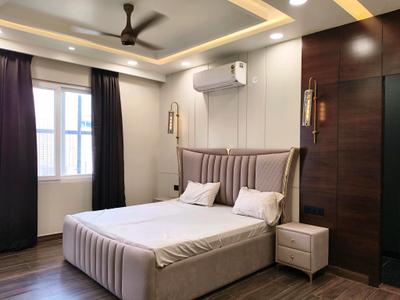 Bedroom Image of 3500 Sq.ft 4 BHK Builder Floor for sale in Greenwood City Floors, Sector 45 Gurgaon for Rs. 53000000