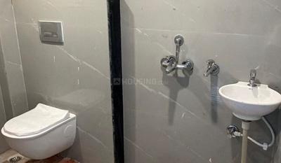Bathroom Image of 1100 Sq.ft 3 BHK Builder Floor for rent in Shantipuram Allahabad for Rs. 12000
