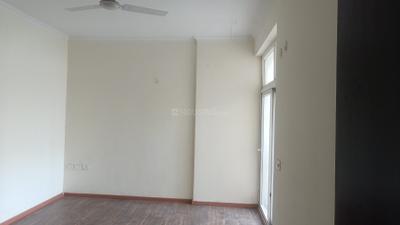 Bedroom Image of 1835 Sq.ft 3.5 BHK Apartment / Flat for sale in Amrapali Silicon City, Sector 76 Noida for Rs. 18600000