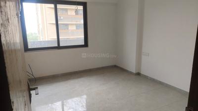 Bedroom Image of 1800 Sq.ft 3 BHK Apartment / Flat for sale in Signor Skyline, Zundal Ahmedabad for Rs. 6600000