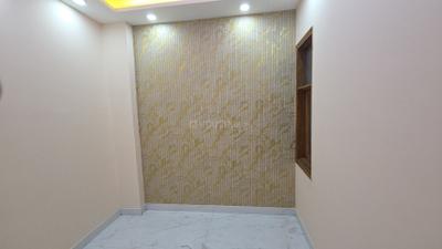 Bedroom Image of 558 Sq.ft 2 BHK Builder Floor for sale in Laxmi Nagar New Delhi for Rs. 5200000