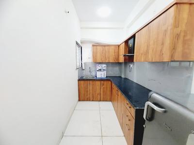 Kitchen Image of 350 Sq.ft 1 RK Apartment / Flat for rent in Mahalakshmi Nagar Indore for Rs. 12000