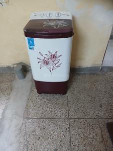 Balcony Image of 540 Sq.ft 1 BHK Independent House for rent in Dashrath Puri New Delhi for Rs. 10000
