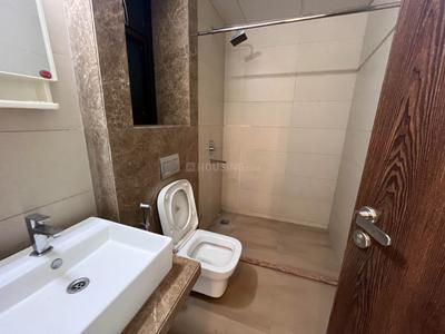 Image of 1100 Sq.ft 2 BHK Apartment / Flat for rent in Peninsula Celestia Spaces, Parel, Mumbai for Rs. 145000