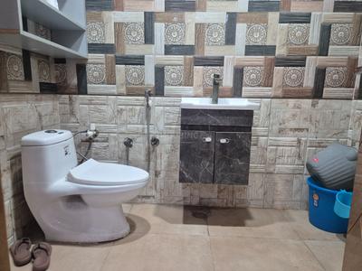 Image of 1400 Sq.ft 1 BHK Builder Floor for rent in Sector 41, Noida for Rs. 32000
