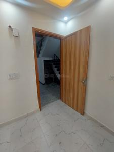Bedroom Image of 380 Sq.ft 1 BHK Builder Floor for sale in Mayur Vihar Phase 1 New Delhi for Rs. 3200000