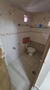 Bathroom Image of 600 Sq.ft 1 BHK Builder Floor for rent in Kasavanahalli Bengaluru for Rs. 16000