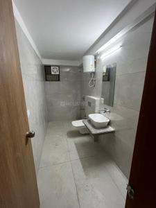 Bathroom Image of 3375 Sq.ft 4 BHK Apartment / Flat for rent in Shilp Paradise, Bodakdev Ahmedabad for Rs. 130000
